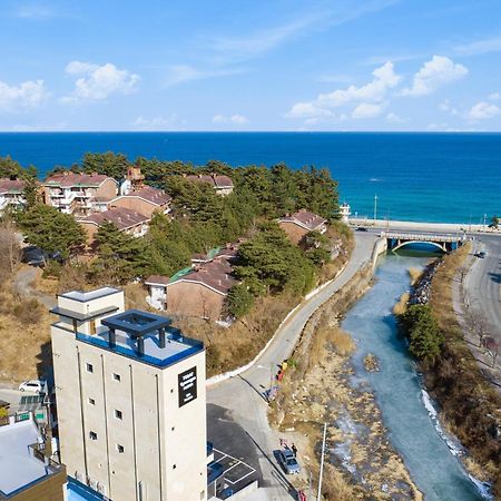 Today Gyeongpo Oceanview Pension Каннин Екстер'єр фото